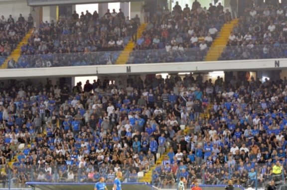 Συνεχίζει με νίκη η πρωτοπόρος